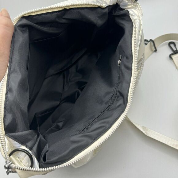 Soft Quilted Medium Tote Bag in White - Picture 5 of 7